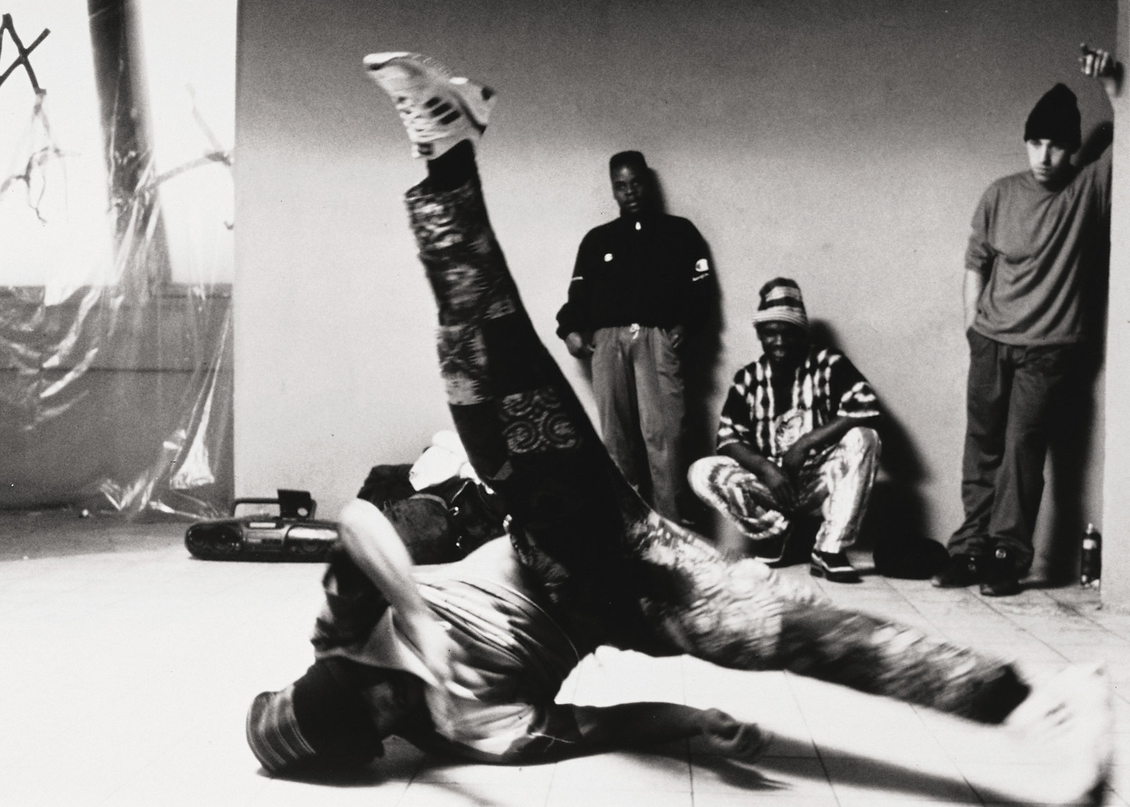 La Haine - Hass - Uncut Mediabook Edition  (4K Ultra HD+2 Blu-ray) La Haine - Hass - Uncut Mediabook Edition  (4K Ultra HD+2 Blu-ray)