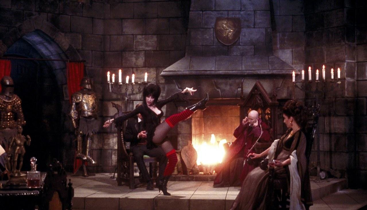 Elvira - Elvira's Haunted Hills - Uncut Mediabook Edition - Limitiert auf 111 Stück  (+ Bonus-DVD mit weiterem Horrorfilm)  (blu-ray)