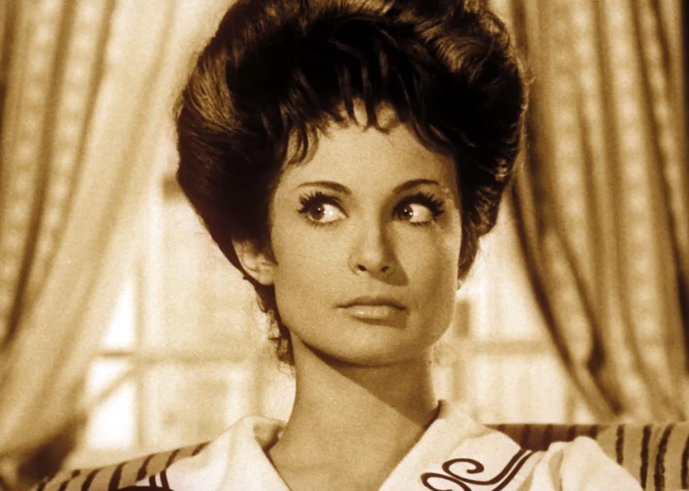 Das gestohlene Luftschiff (1966) (Filmjuwelen / DEFA Science Fiction) (DVD) Das gestohlene Luftschiff (1966) (Filmjuwelen / DEFA Science Fiction) (DVD)