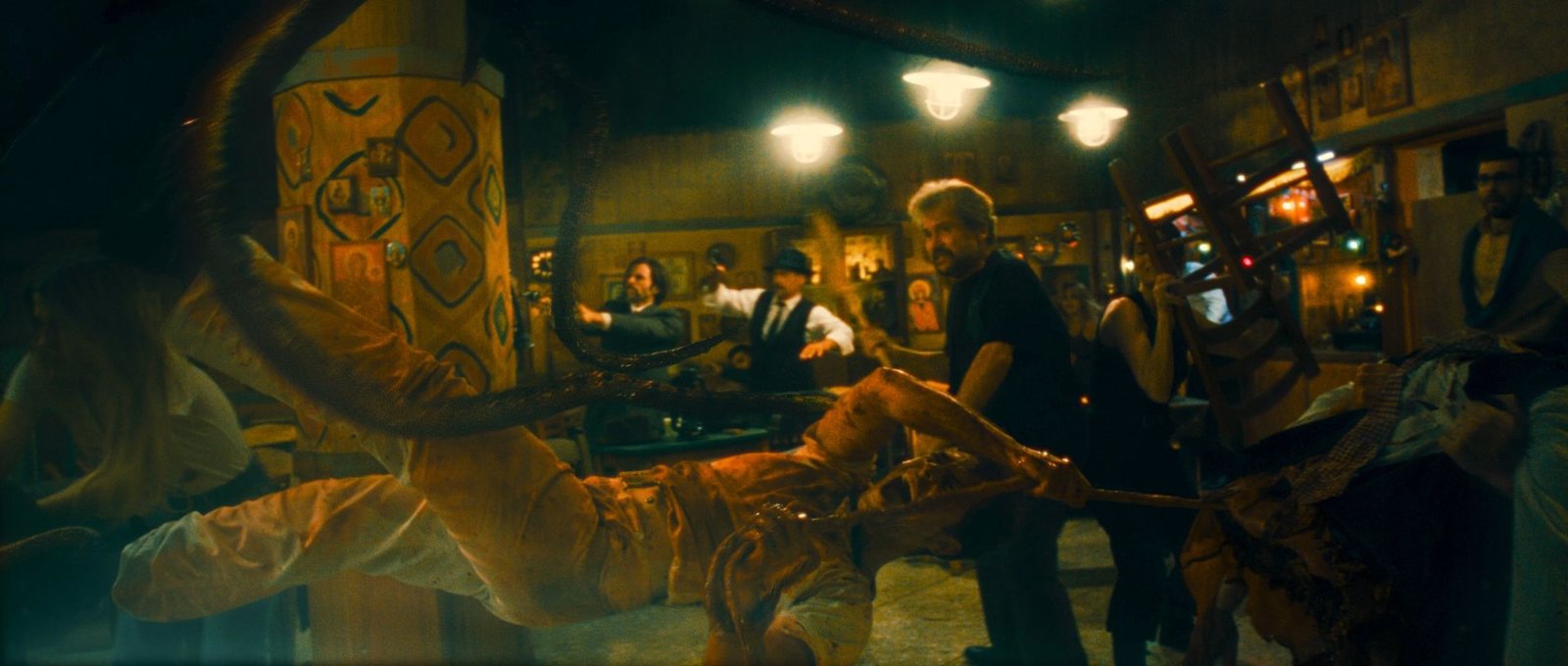 Minore - Creatures from Beyond  (DVD) Minore - Creatures from Beyond  (DVD)