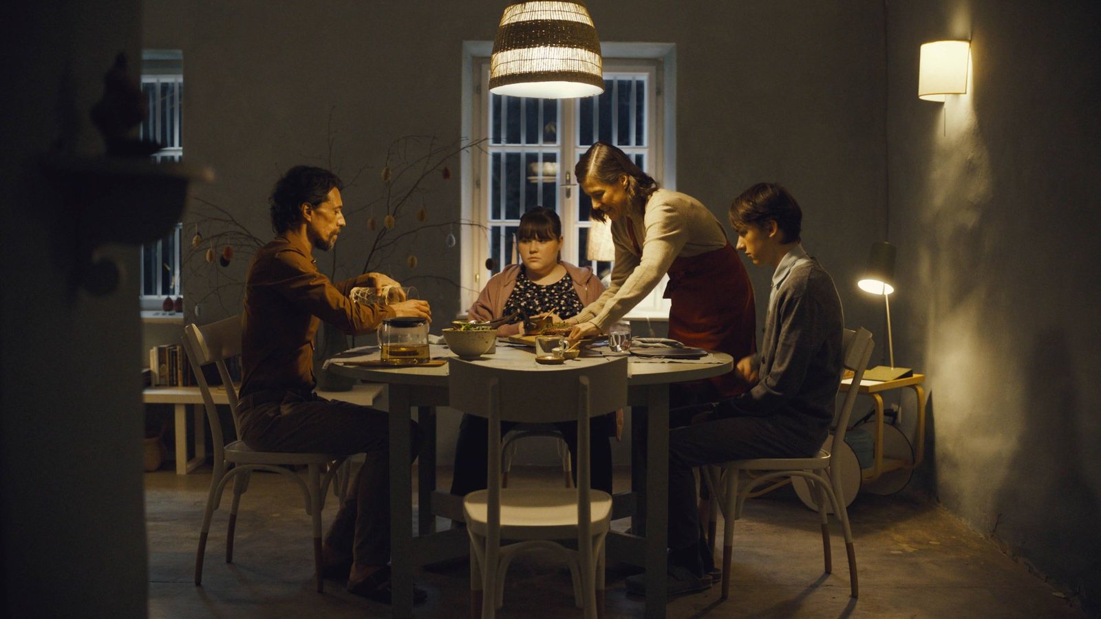 Family Dinner  (Blu-ray Disc)