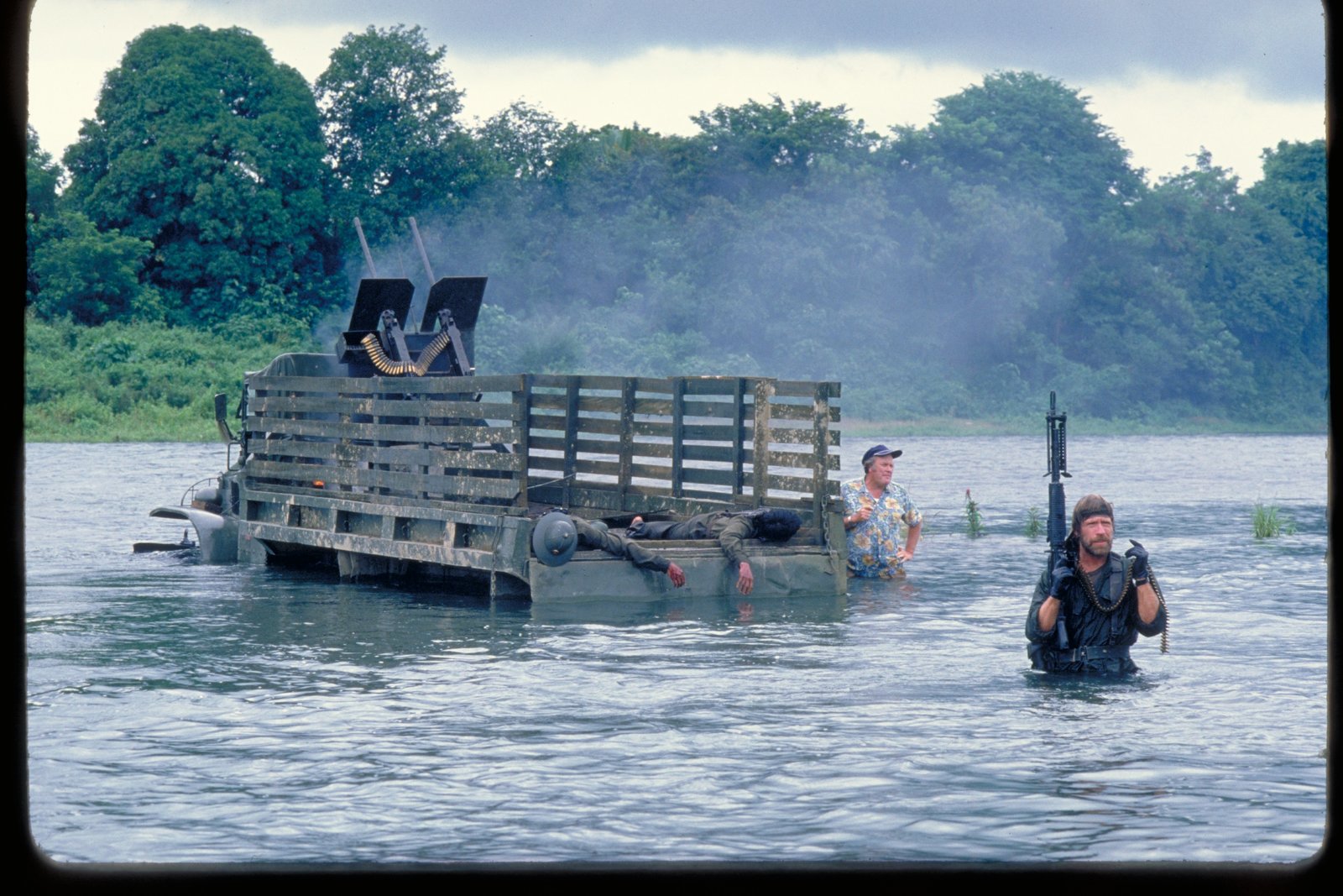 Missing in Action - Uncut Mediabook Edition (DVD+blu-ray) (A) Missing in Action - Uncut Mediabook Edition (DVD+blu-ray) (A)