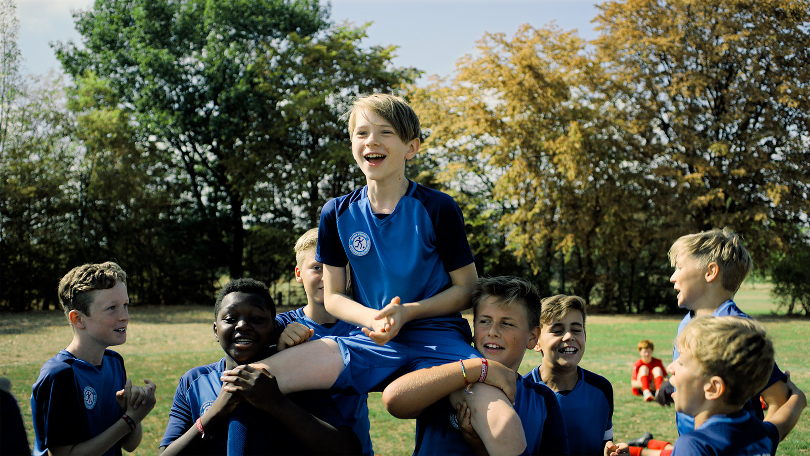 Zu weit weg - Aber Freunde für immer