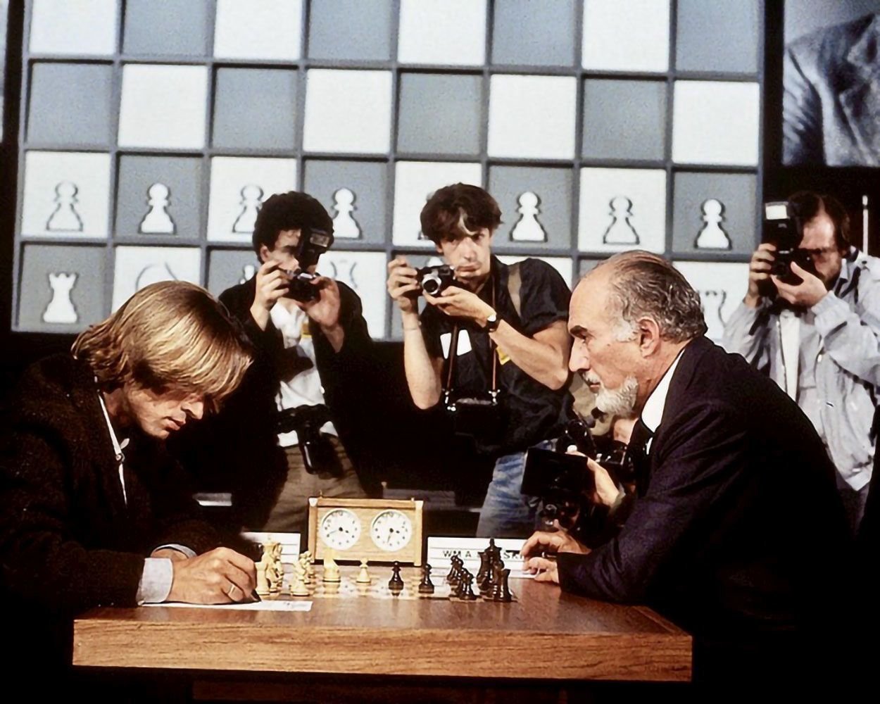 Gefährliche Züge - Duell ohne Gnade - Remastered Edition / Oscar-preisgekrönter Thriller mit Starbesetzung (Pidax Film-Klassiker)  (DVD) Gefährliche Züge - Duell ohne Gnade - Remastered Edition / Oscar-preisgekrönter Thriller mit Starbesetzung (Pidax Film-Klassiker)  (DVD)