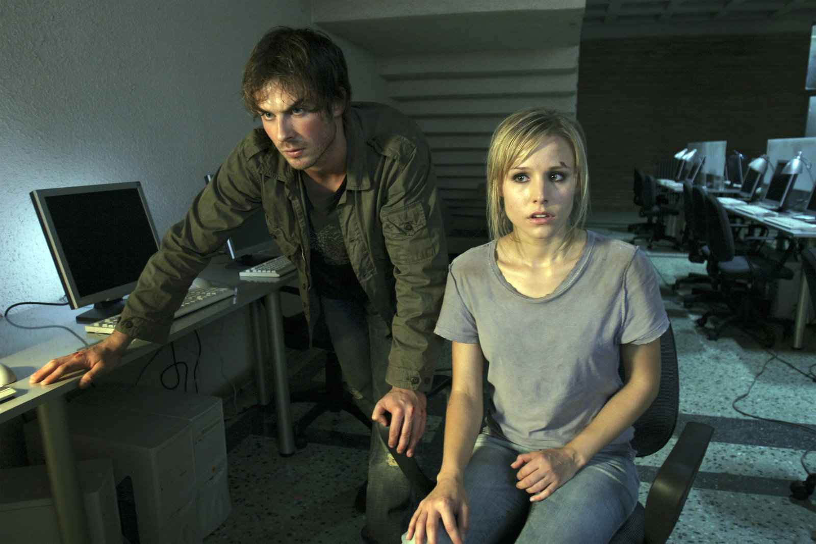 Pulse - Du bist tot, bevor du stirbst - Uncut Mediabook Edition  (DVD+blu-ray) (C) Pulse - Du bist tot, bevor du stirbst - Uncut Mediabook Edition  (DVD+blu-ray) (C)