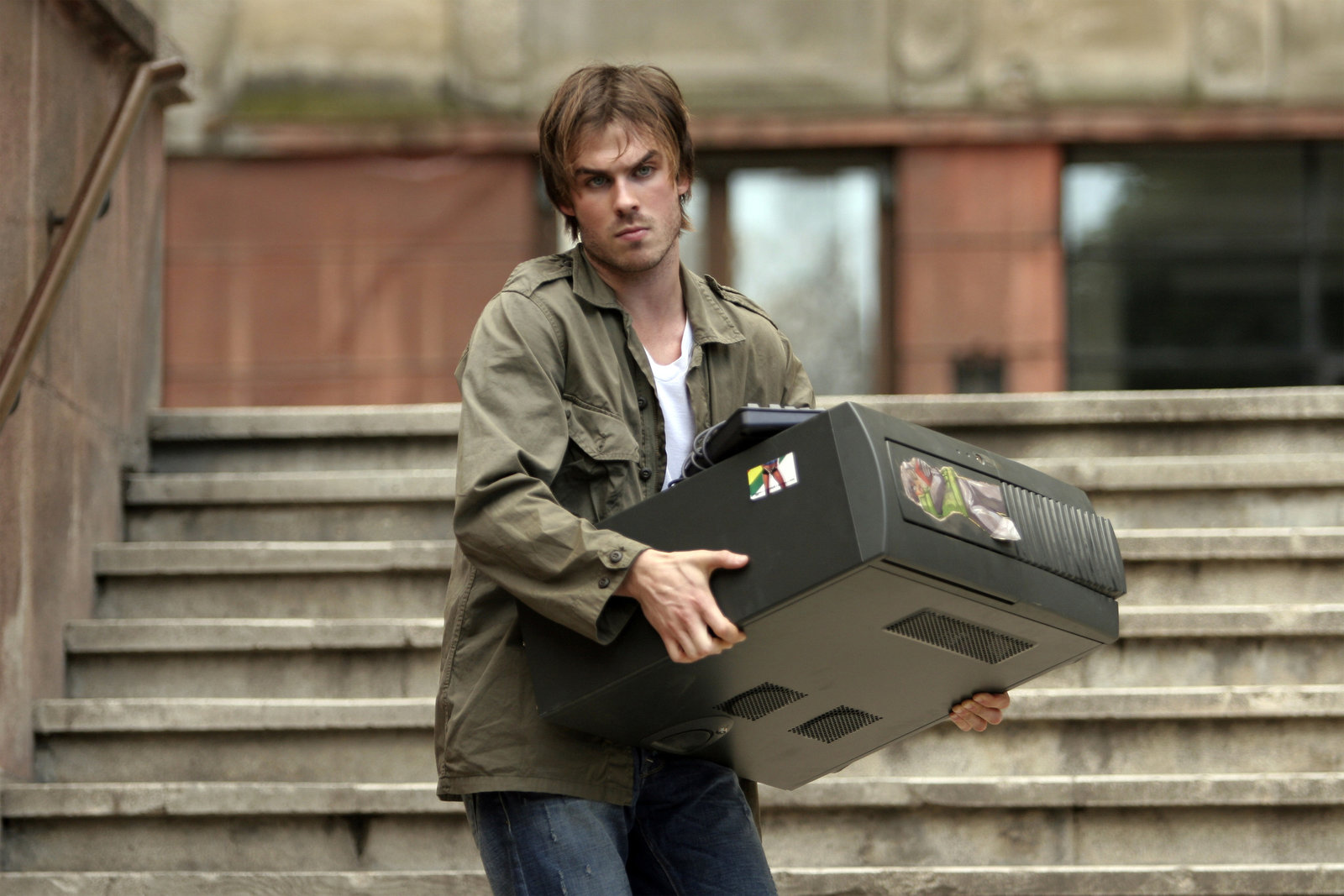 Pulse - Du bist tot, bevor du stirbst - Uncut Mediabook Edition  (DVD+blu-ray) (C) Pulse - Du bist tot, bevor du stirbst - Uncut Mediabook Edition  (DVD+blu-ray) (C)