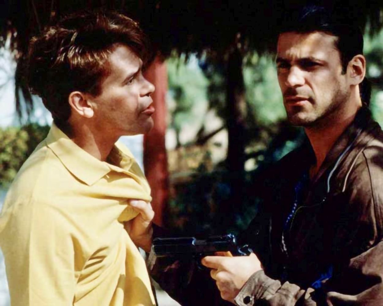 Tropical Heat - Der Film: Mord unter heißer Sonne / Spielfilm-Ableger der Kultkrimireihe (Pidax Film-Klassiker)  (DVD) Tropical Heat - Der Film: Mord unter heißer Sonne / Spielfilm-Ableger der Kultkrimireihe (Pidax Film-Klassiker)  (DVD)