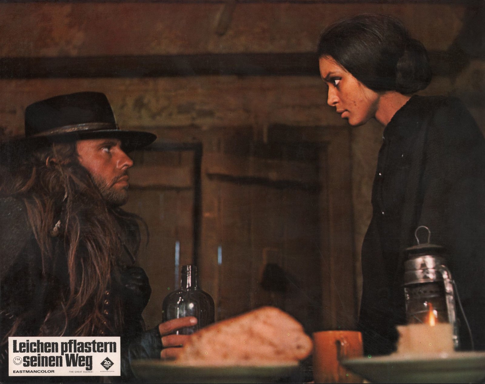 Leichen pflastern seinen Weg  (4K Ultra HD) Leichen pflastern seinen Weg  (4K Ultra HD)