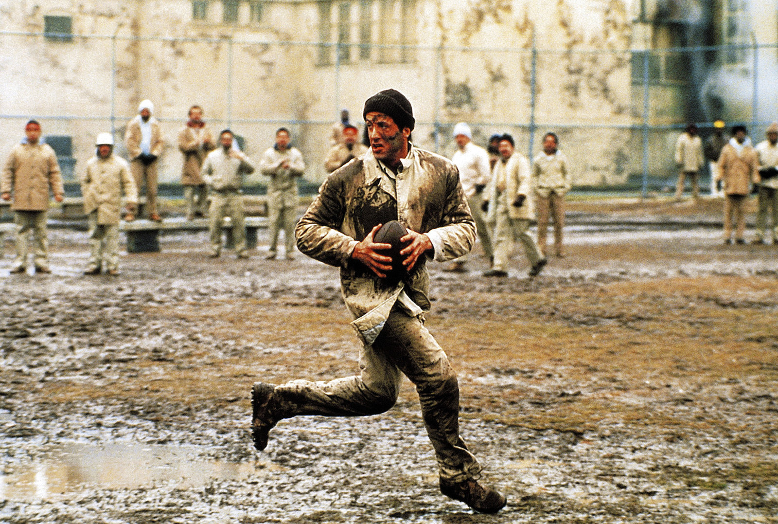 Lock Up - Überleben ist alles - Uncut Mediabook Edition  (4K Ultra HD+blu-ray) (C) Lock Up - Überleben ist alles - Uncut Mediabook Edition  (4K Ultra HD+blu-ray) (C)