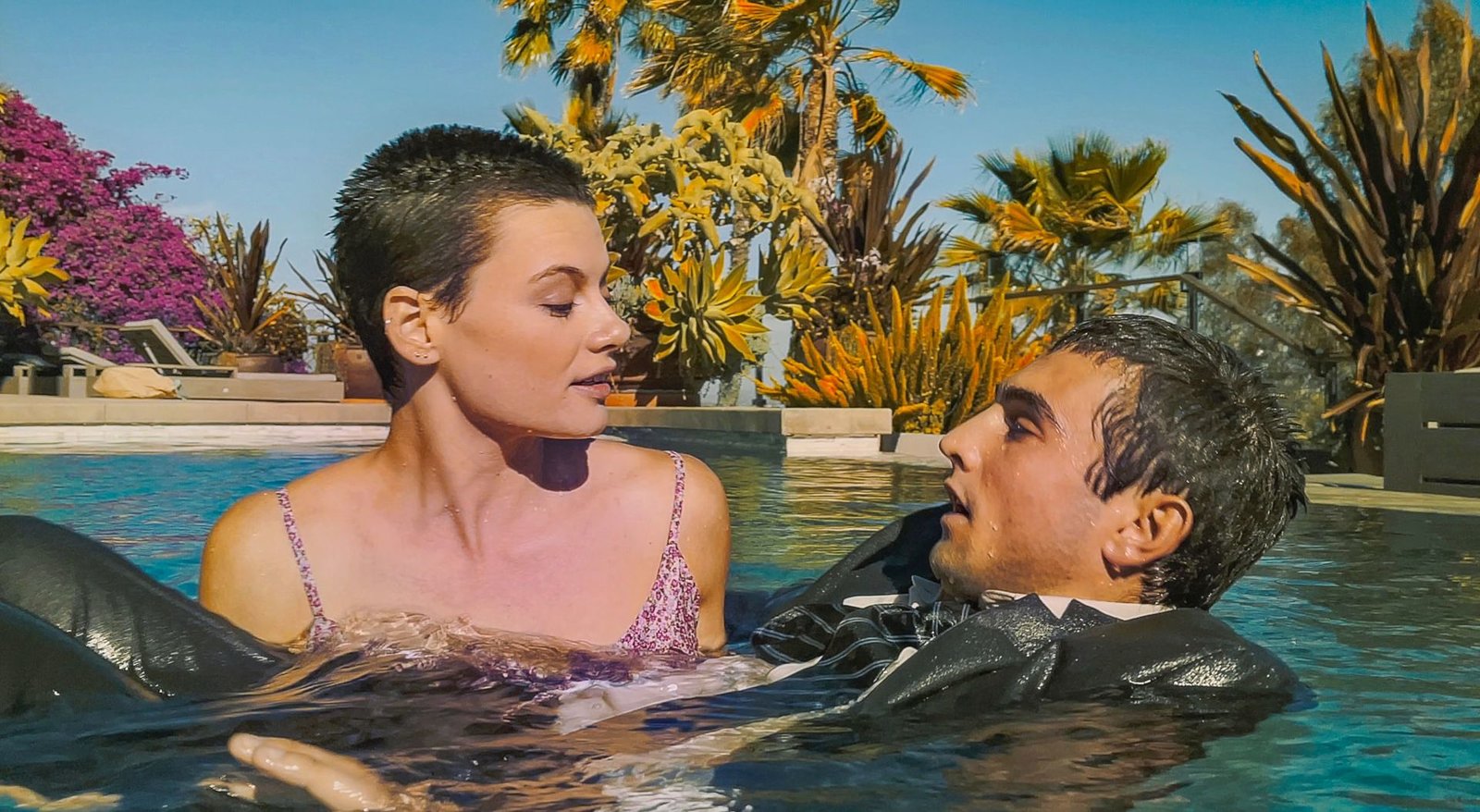 June and John - Uncut Mediabook Edition  (4K Ultra HD+blu-ray) 