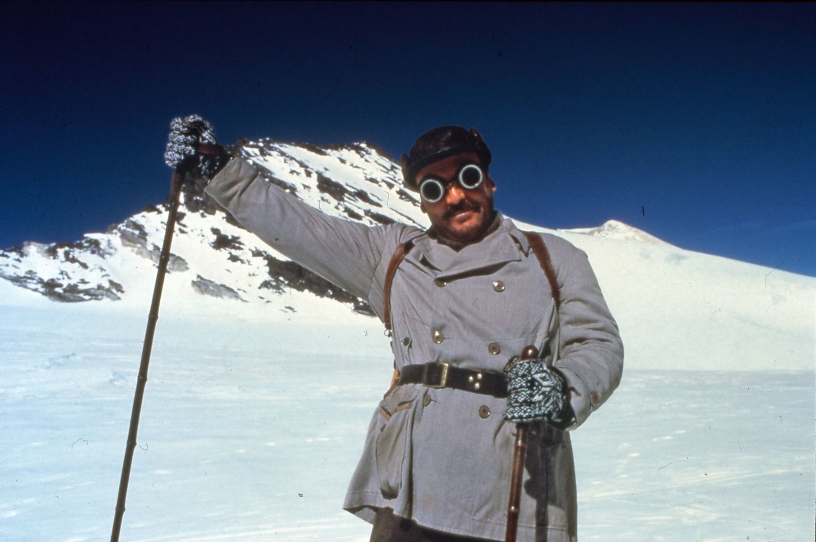 Hemingway - Der legendäre ZDF-Vierteiler mit Stacy Keach (Fernsehjuwelen) [4 DVDs]  (DVD)